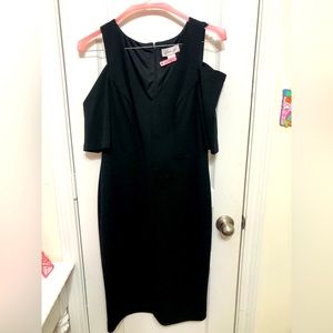 Black, cut out shoulder, dress!